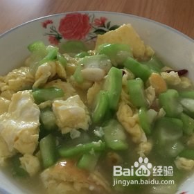 丝瓜滑蛋的做法