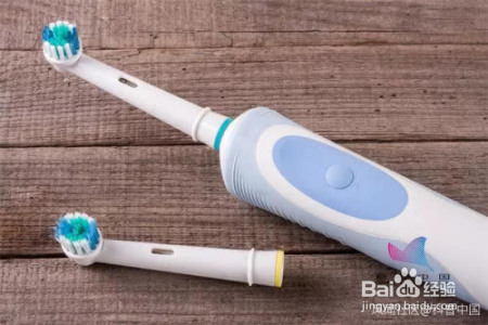 原来电动牙刷和普通牙刷差距那么大，医生这样建议
