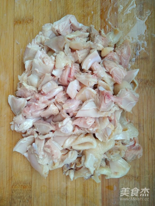 酱香鸡腿肉的做法