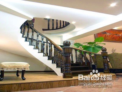 新房装修，楼梯扶手的选择和注意事项