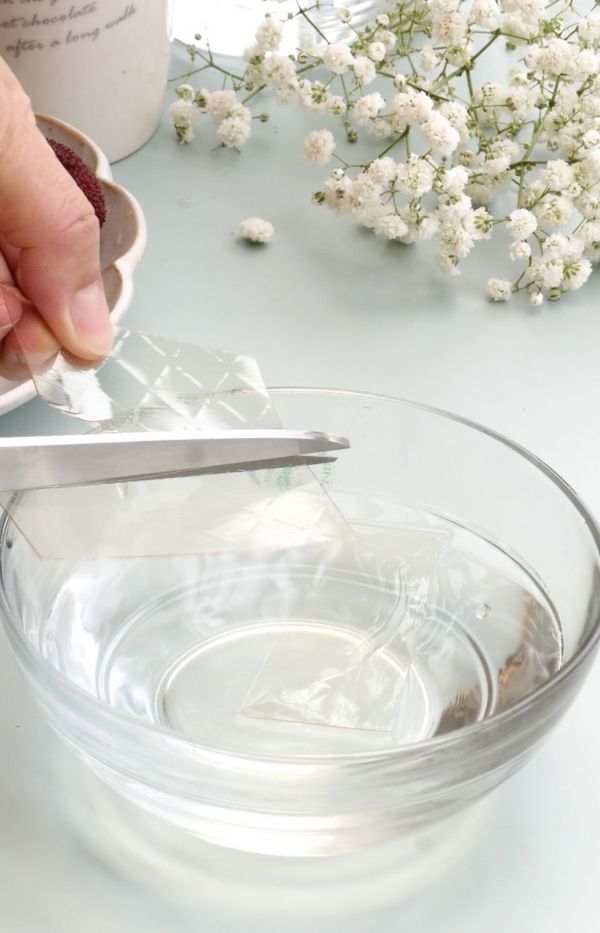 杨梅冰激凌纸杯蛋糕