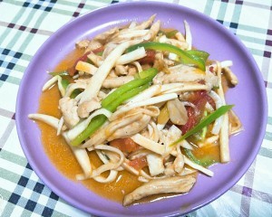 茭白炒鸡胸肉