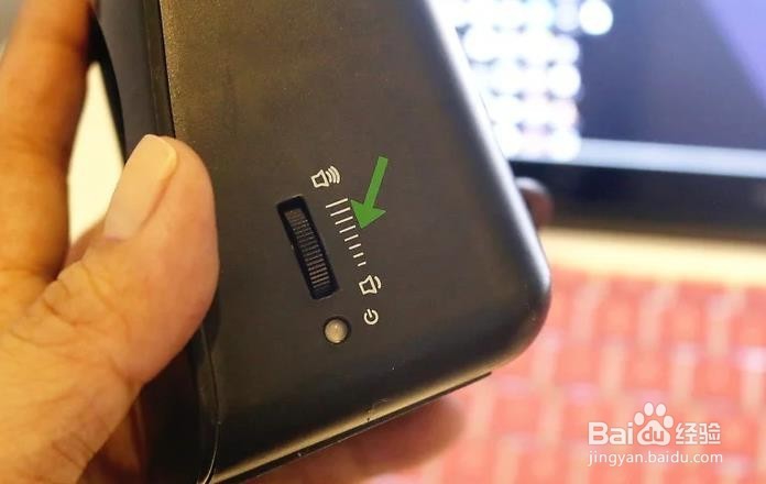 如何给电脑连上音响