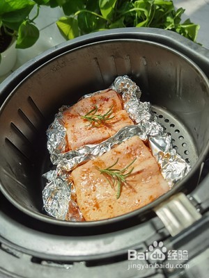 脆皮五花肉的做法