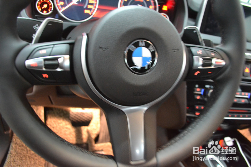石家庄原厂件宝马X5改装液晶仪表M方向盘B&O中置