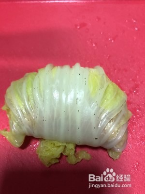 娃娃菜包肉的做法