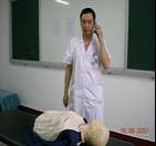 执业医师实践技能考试中的心肺复苏术如何操作