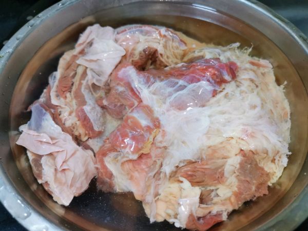 秘制萝卜焖牛腩