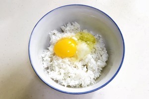 黄金酱油炒饭