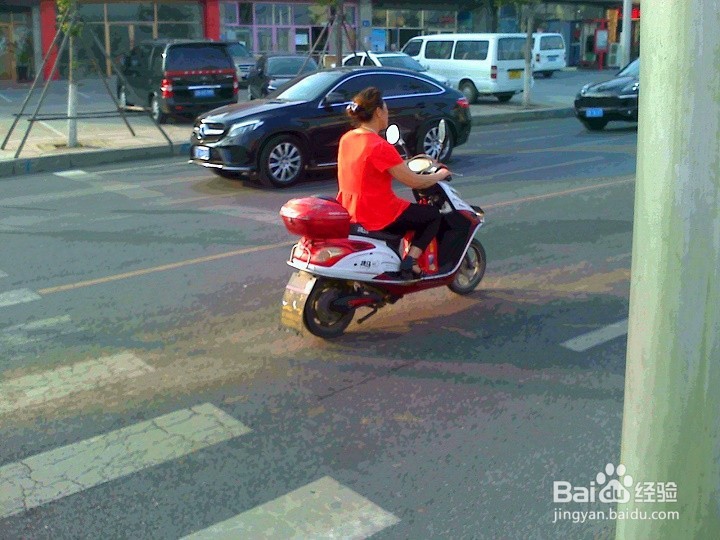 电动摩托车安全行驶