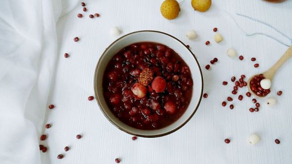 桂圆莲子红豆粥