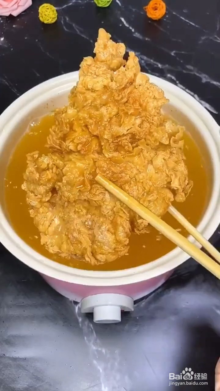 如何制作好吃的脆皮鸡腿堡