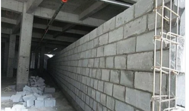 墙体拉结筋是否需要弯锚？是说植入筋的末端，不是植入剪力墙或柱端，谢谢。