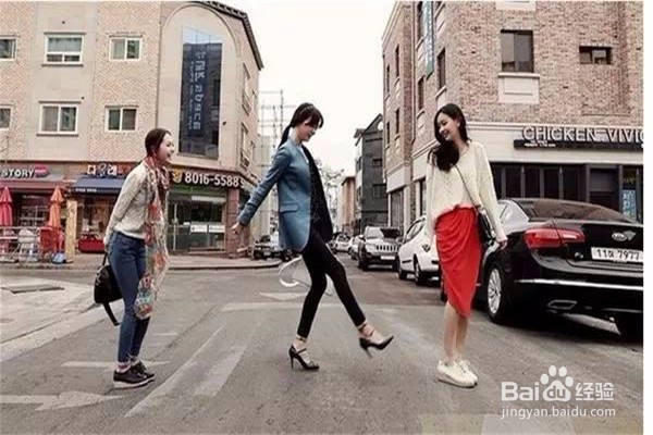 拍照攻略-50大闺蜜拍照姿势,学来刷爆你朋友圈