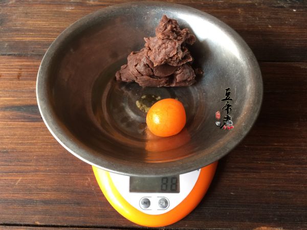 红糖枣泥豆沙月饼