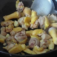 绝味黄焖鸡的做法