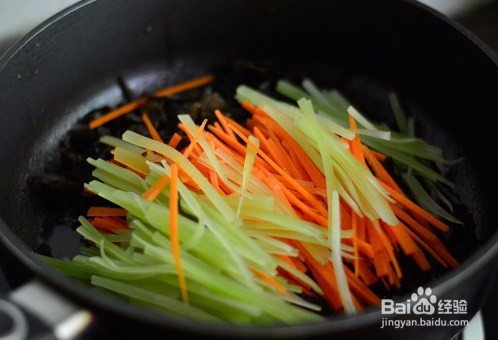 超好吃家常版鱼香肉丝是如何做的？