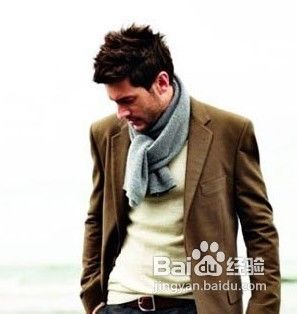 潮男示范新男士围巾系法，尽显本季潮男本色