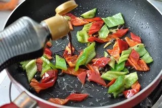 鲜美营养：小炒鱿鱼