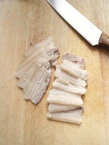 孩子爱吃的酸菜汆白肉