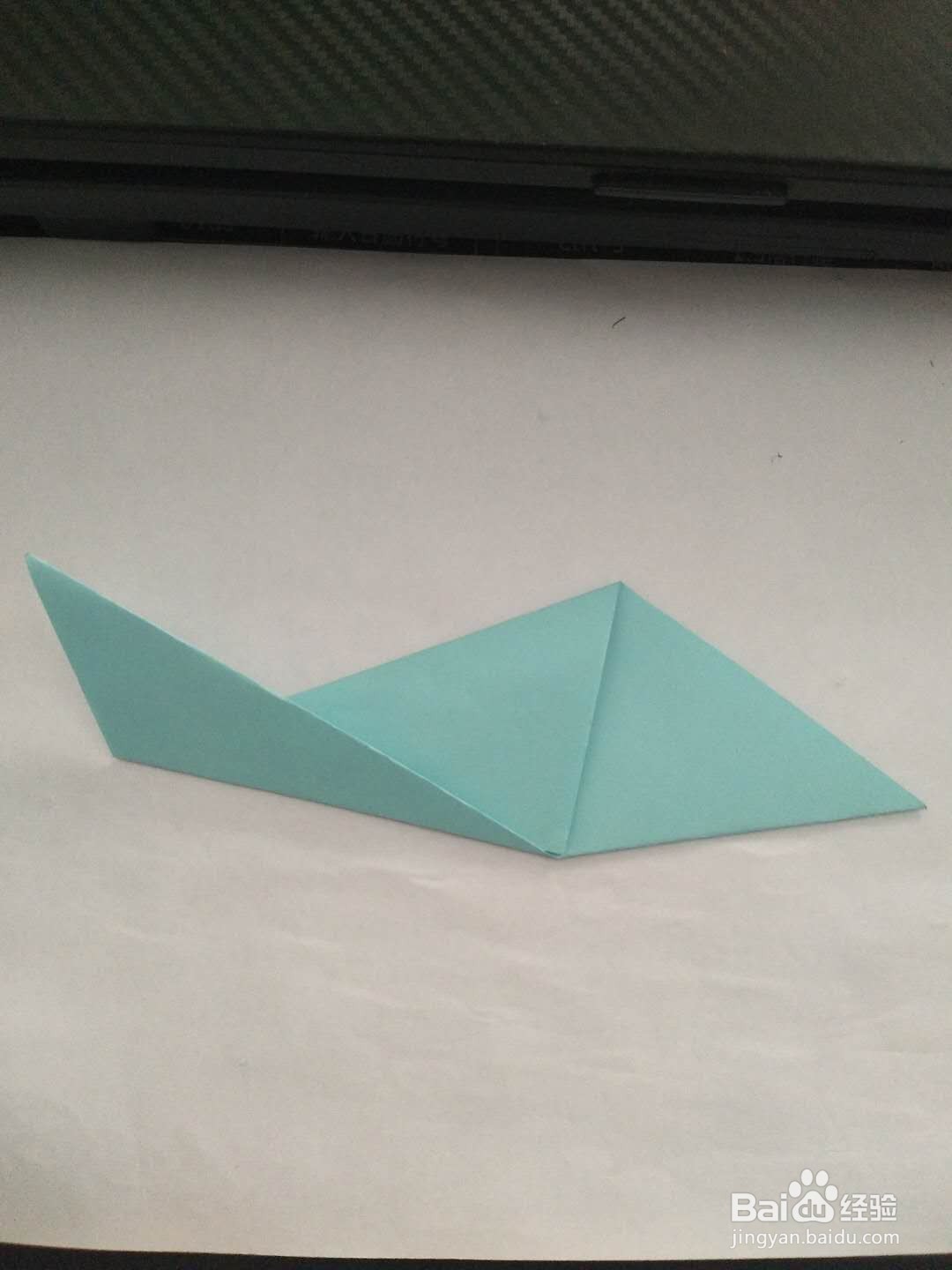 用彩纸如何折鲤鱼