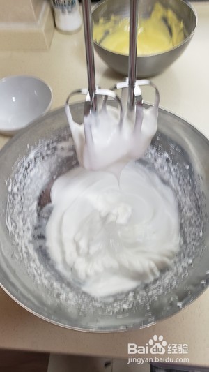 日式冰乳戚风蛋糕的做法