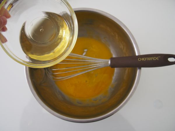 南瓜火龙果酱蛋糕卷