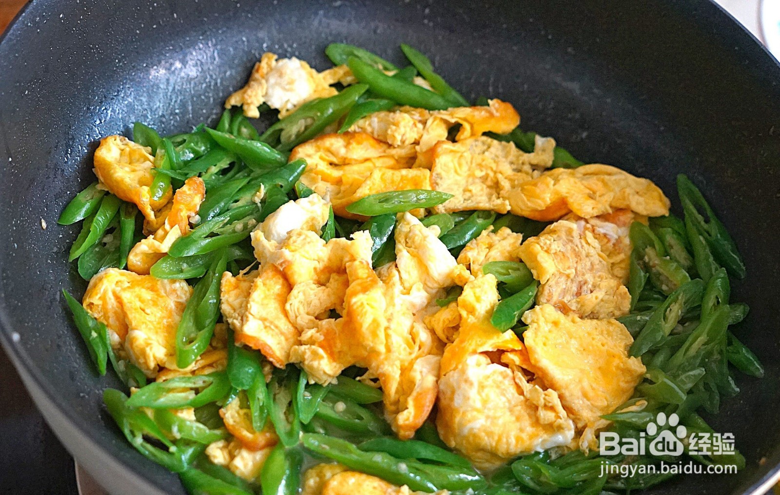 辣椒炒鸡蛋的做法