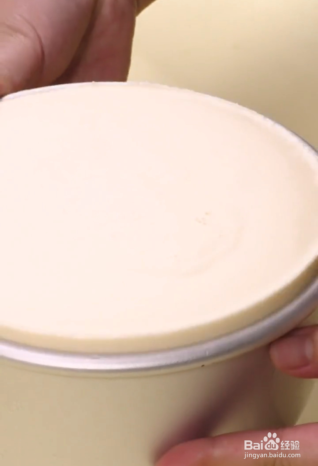 如何做出无需烤箱的酸奶冻芝士蛋糕？