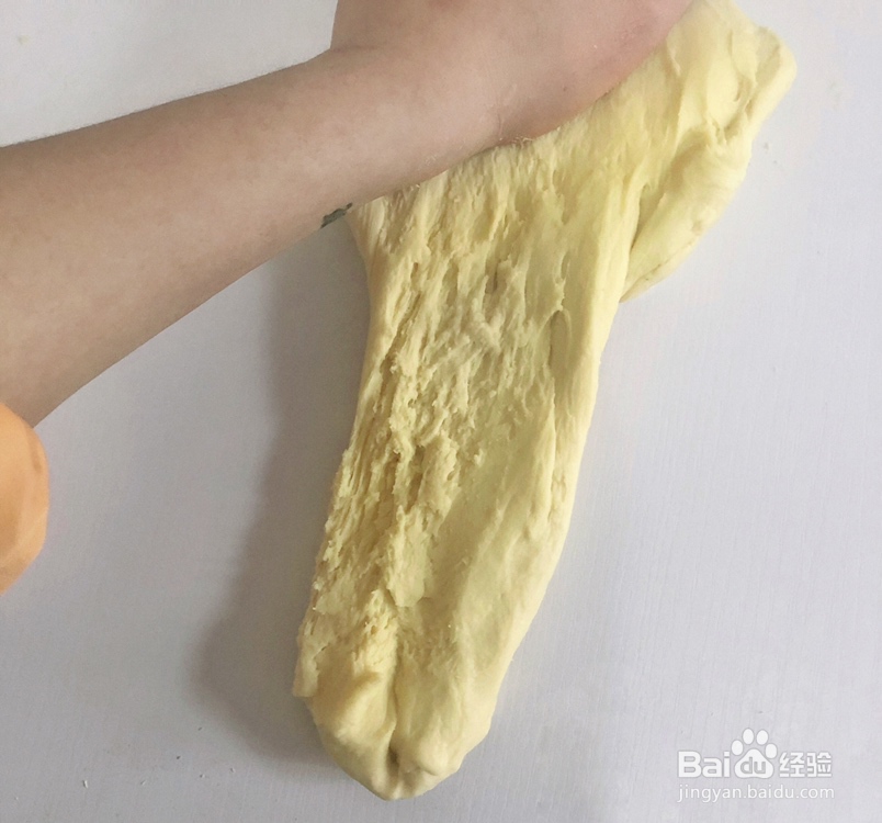 美味面包夹香肠的做法