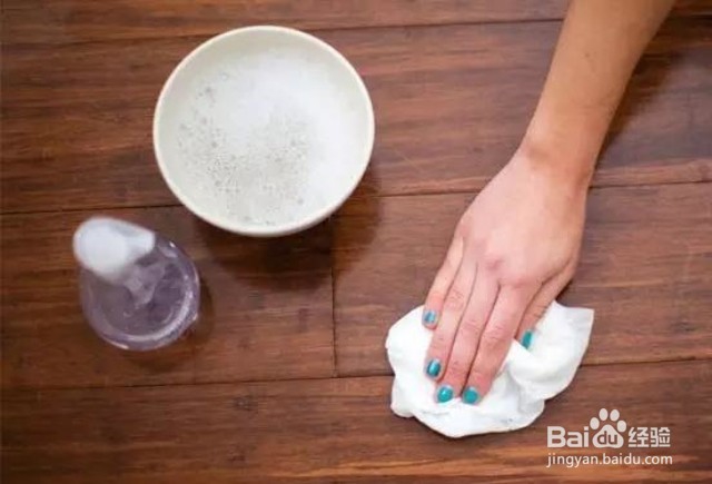 每天拖地还是很脏，这样做超省事！