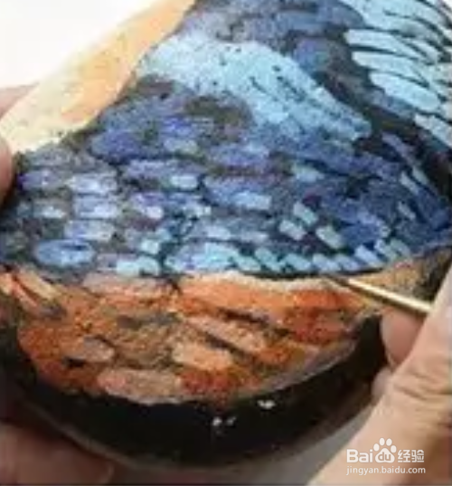 教你怎么用石头彩绘翠鸟。