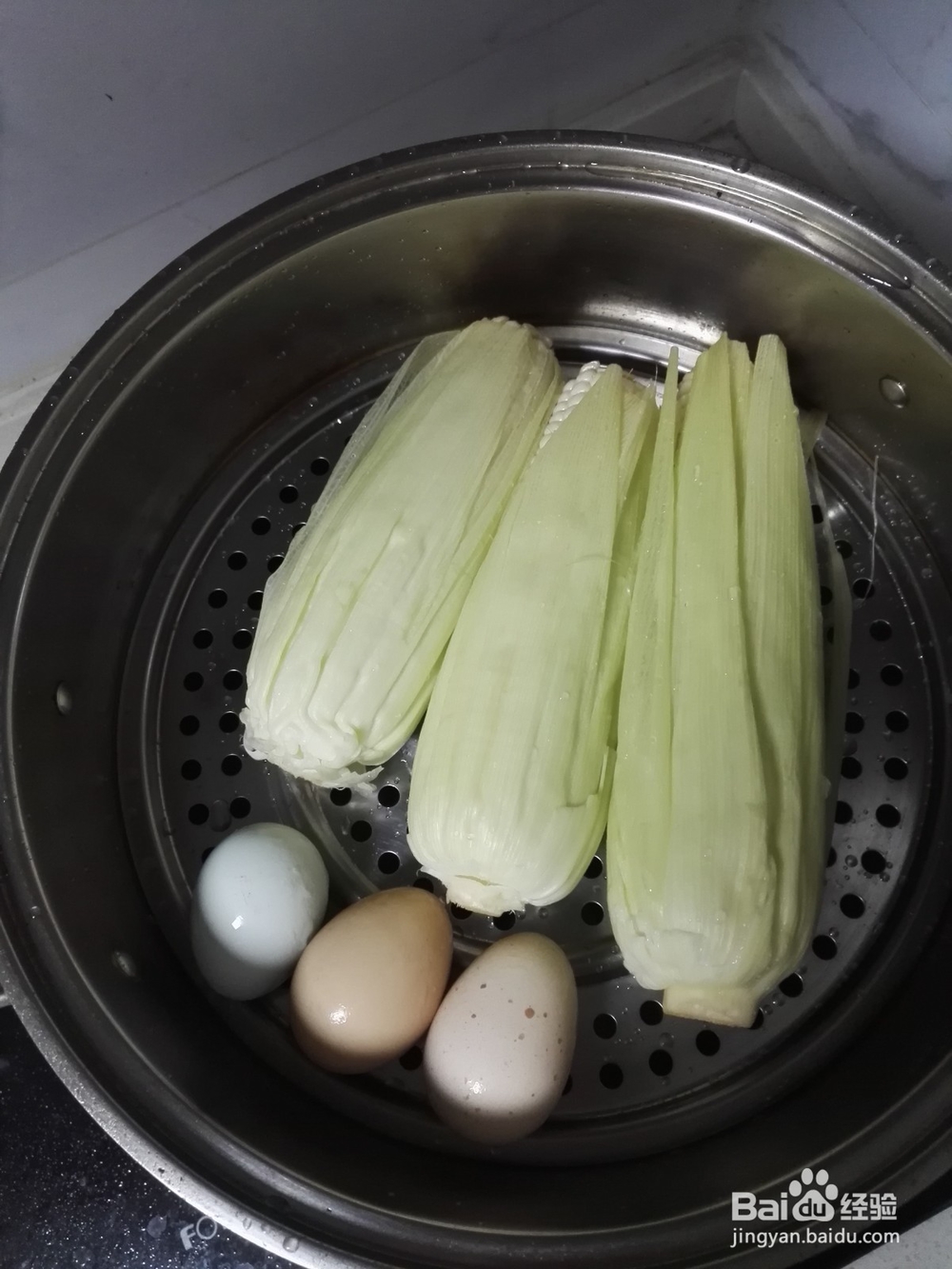 快速营养低热量早餐——燕麦牛奶+玉米+鸡蛋