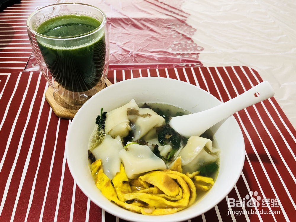 一个人做荠菜猪肉馄炖