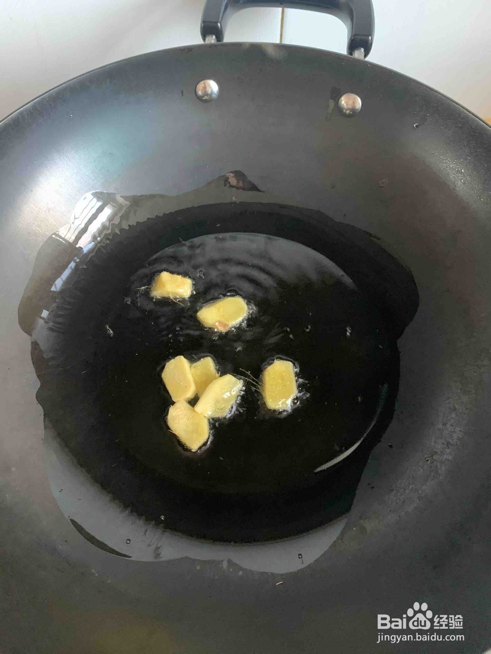 油焖大虾的步骤
