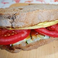如何制作酥脆吐司三明治