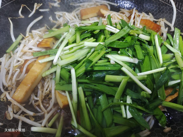 春韭豆芽炒豆干