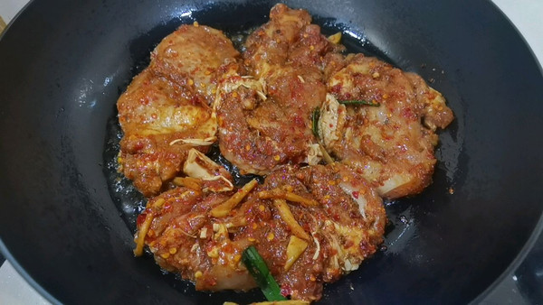 香煎麻辣鸡腿肉