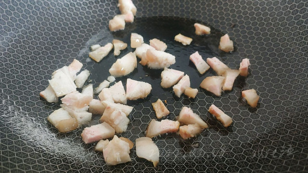 碎肉炸酱干拌面