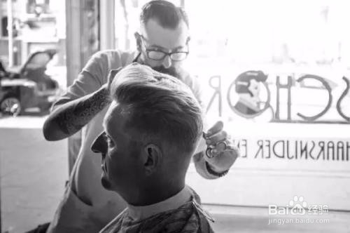 男性帅气大背头怎么弄?