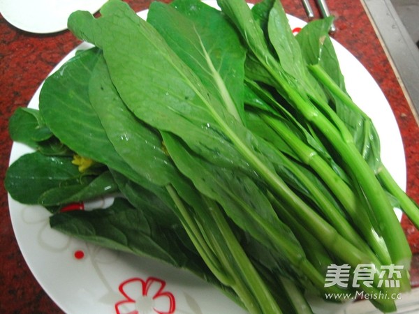 菜心蛋炒面的做法