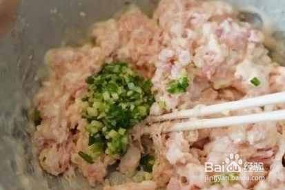 在家怎样自制午餐肉呢