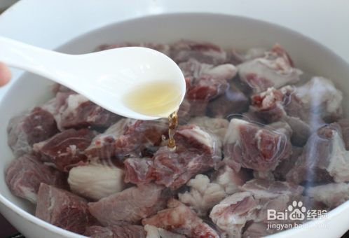 如何制作清炖牛肉萝卜汤?求菜谱,有视频有图集