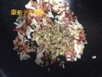 小朋友补钙-培根榨菜豆腐羹