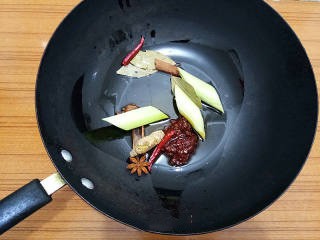 如何做出一份好吃的的红烧牛肉