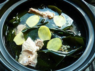 如何做海带排骨汤