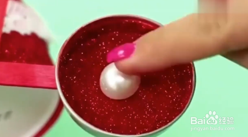 如何给芭比娃娃做家具