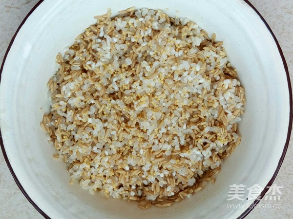 莲子白芸豆燕麦仁二米饭