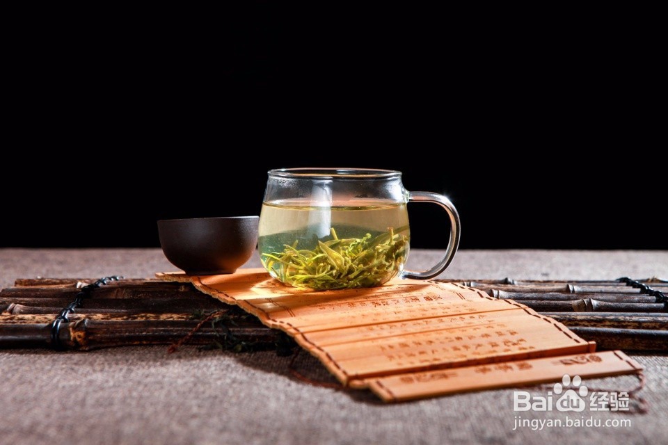 泡制蒿稀绿茶的基本步骤是什么?