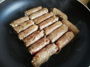 肥牛芝心年糕卷
